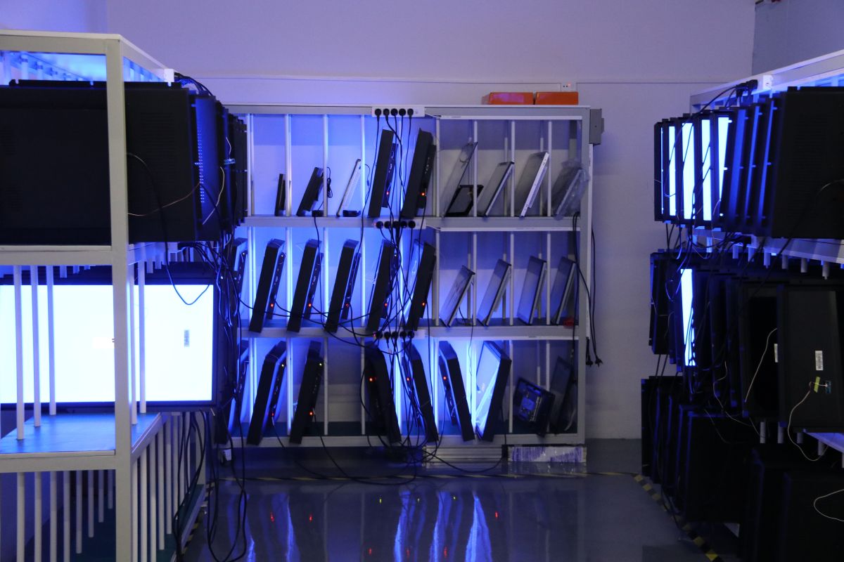 Burn-in and aging test for stability screening